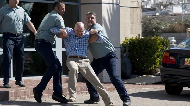 Breaking Bad  3x04 "Green Light"