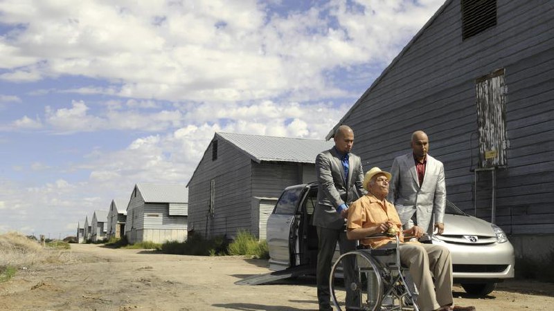 Breaking Bad  3x03 "I.F.T."