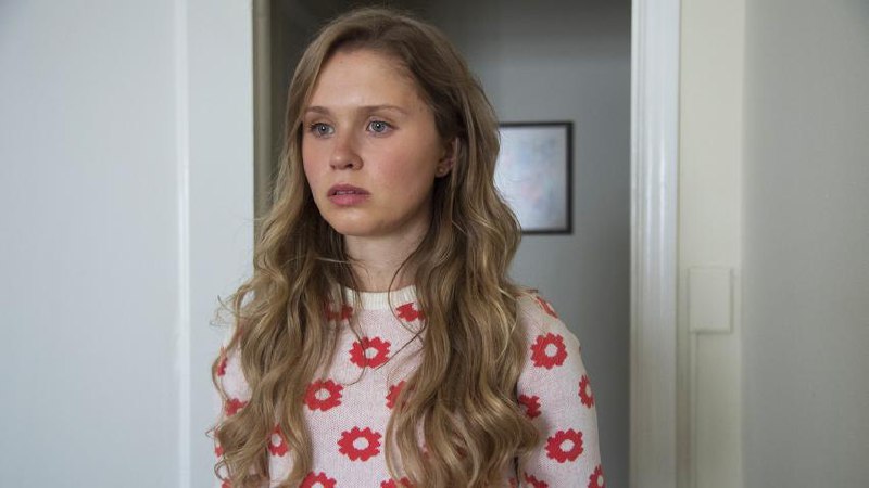 Sharp Objects  1x08 "Milk"