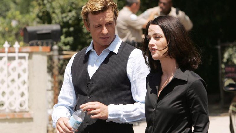 The Mentalist  1x02 "Red Hair and Silver Tape"