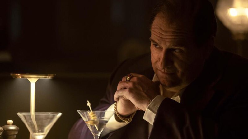 The Penguin  1x01 "After Hours"