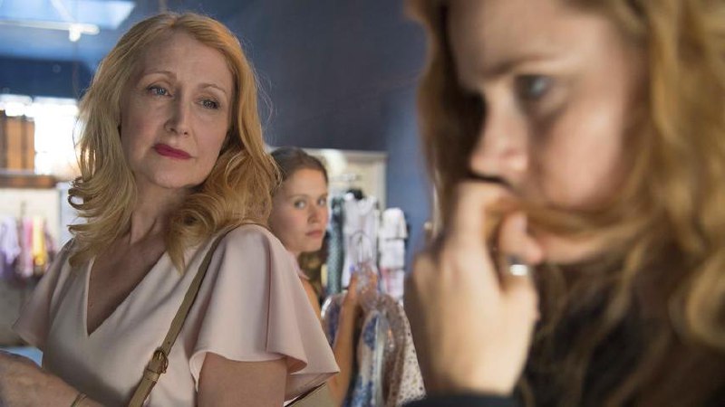 Sharp Objects  1x05 "Closer"